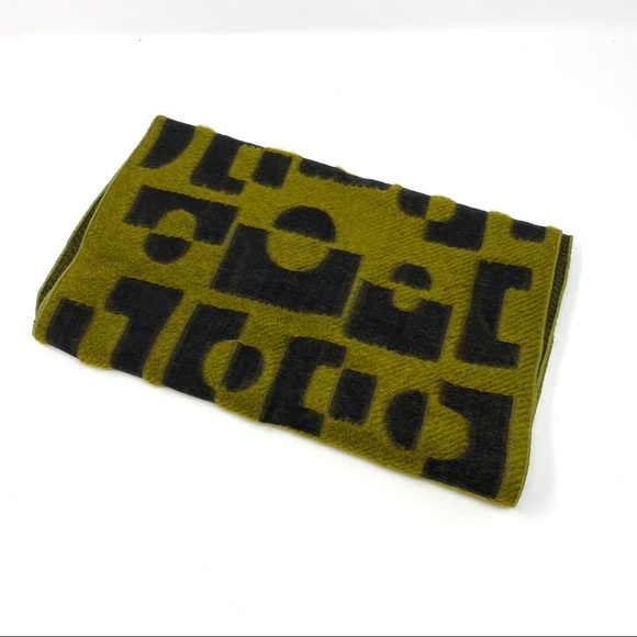 Accessories - Italian made scarf
